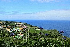 vyhlídky na severní pobřeží São Miguel